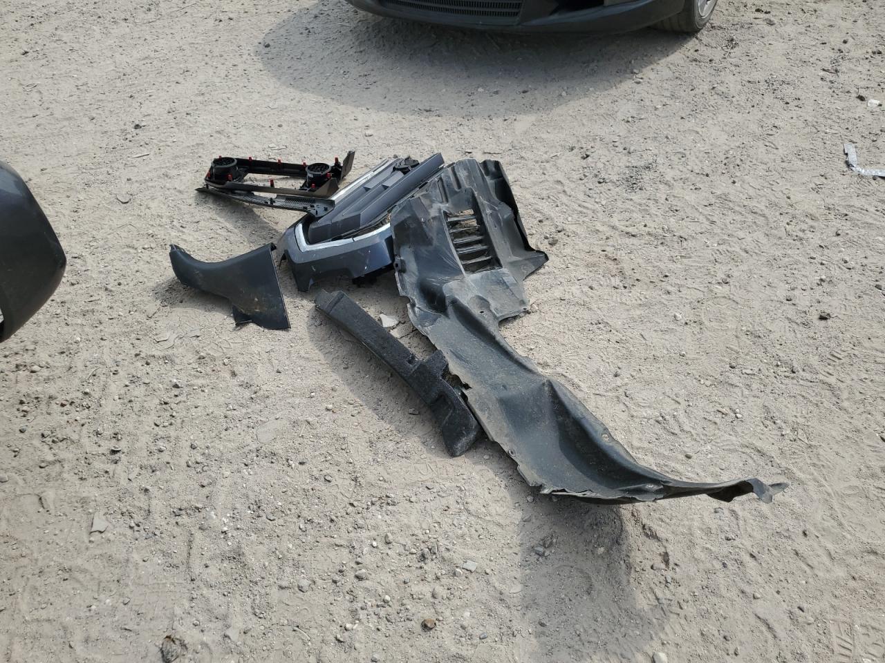 3TMCZ5AN4LM364823 2020 Toyota Tacoma Double Cab