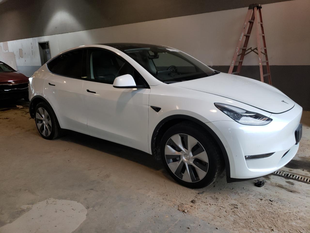 7SAYGAEE7NF515727 2022 Tesla Model Y