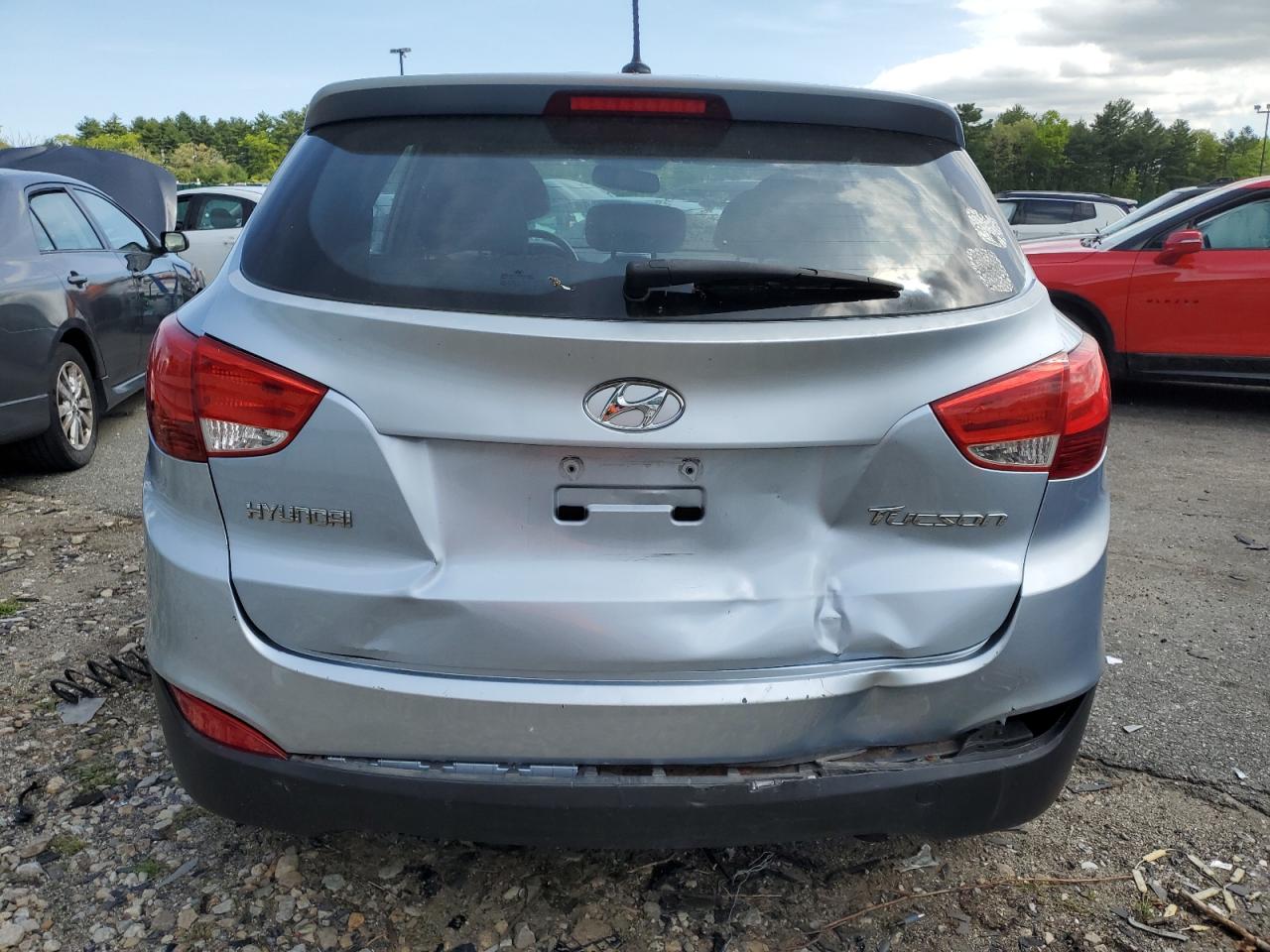 KM8JT3AC5AU071271 2010 Hyundai Tucson Gls