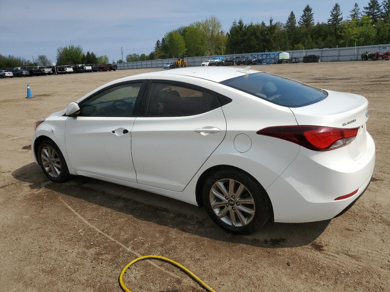 5NPDH4AE6EH517390 2014 Hyundai Elantra Se