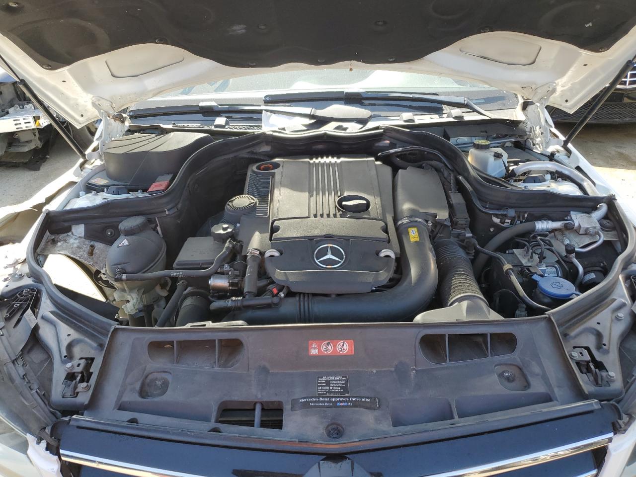 WDDGF4HB2EA937434 2014 Mercedes-Benz C 250