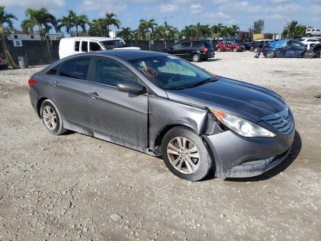 2013 Hyundai Sonata - Image 4