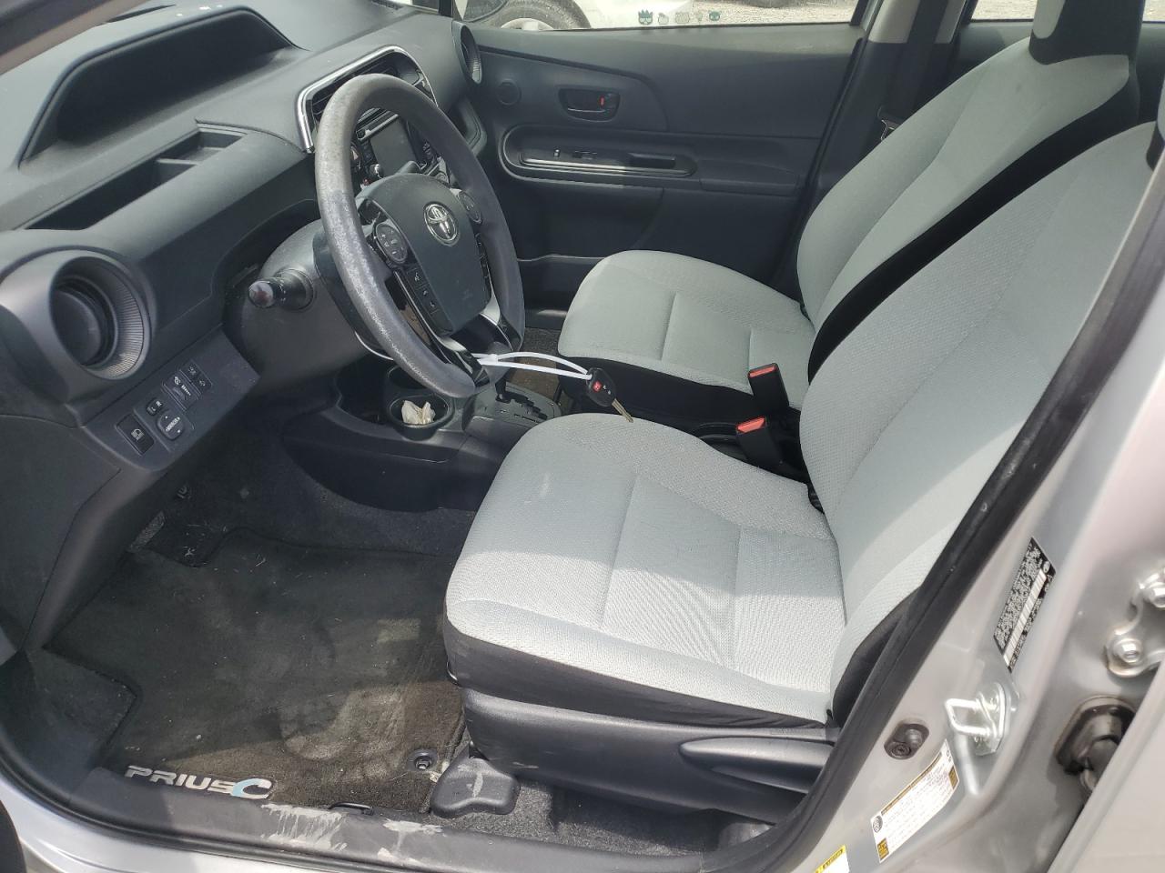 JTDKDTB37J1603612 2018 Toyota Prius C