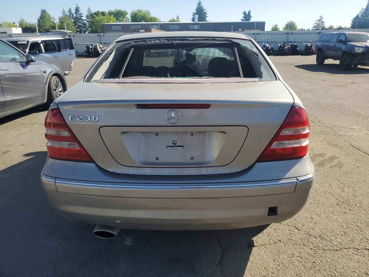 WDBRF52H26F821921 2006 Mercedes-Benz C 230