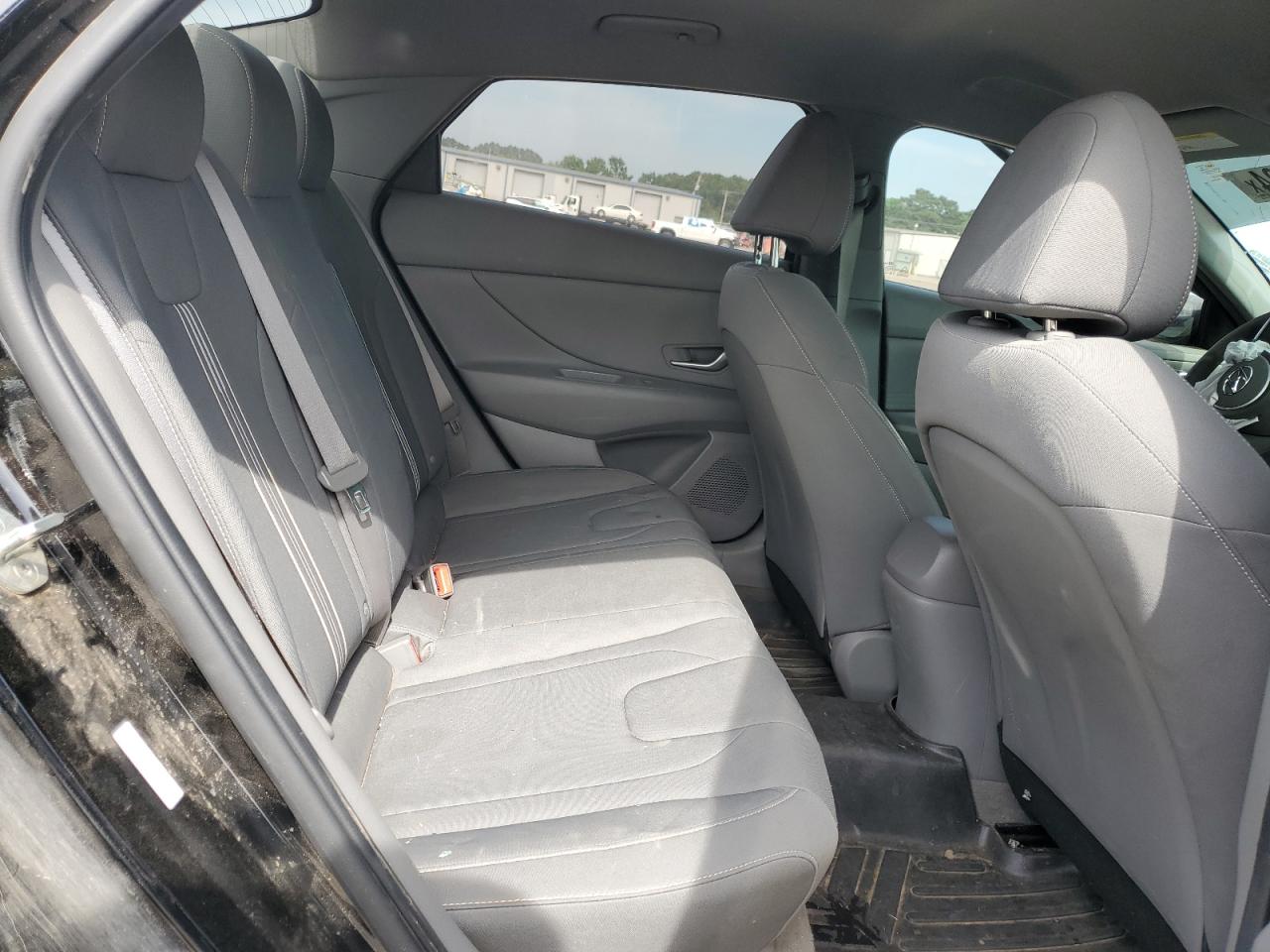 KMHLM4AG7NU359510 2022 Hyundai Elantra Sel