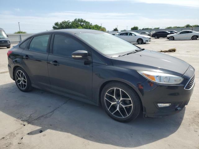 VIN 1FADP3F25GL258133 2016 FORD FOCUS no.4