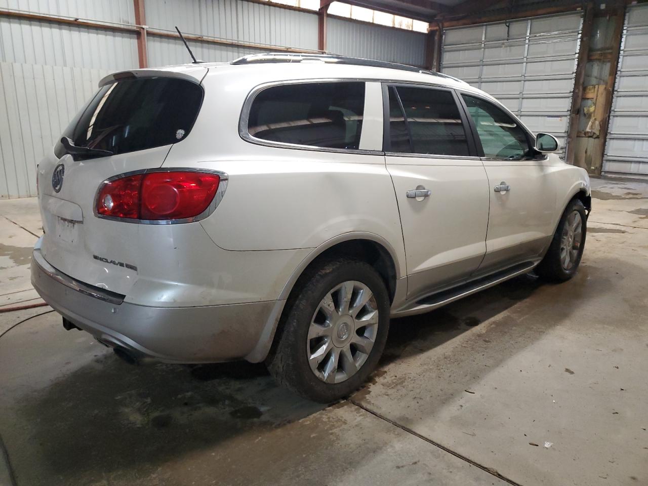 5GAKVCED6BJ102327 2011 Buick Enclave Cxl