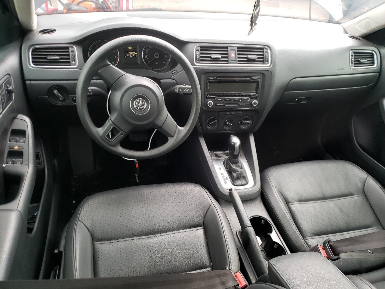 3VWD17AJ1EM415828 2014 Volkswagen Jetta Se