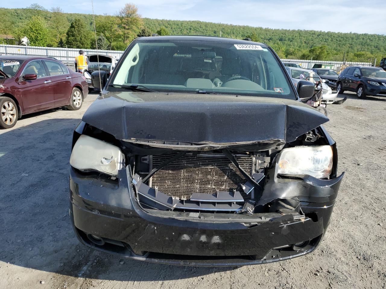 2A4RR5D17AR495702 2010 Chrysler Town & Country Touring