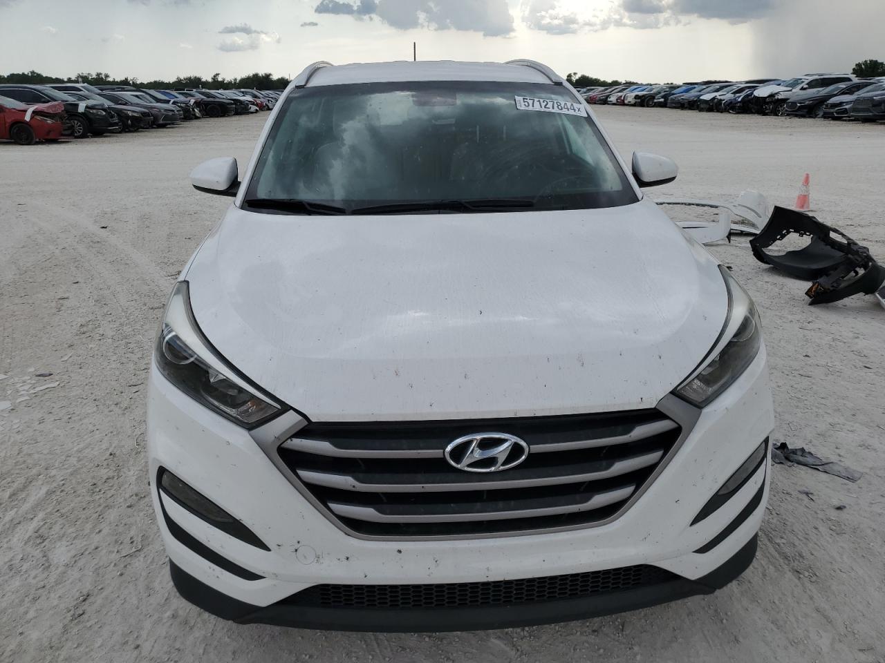 KM8J3CA40HU266830 2017 Hyundai Tucson Limited