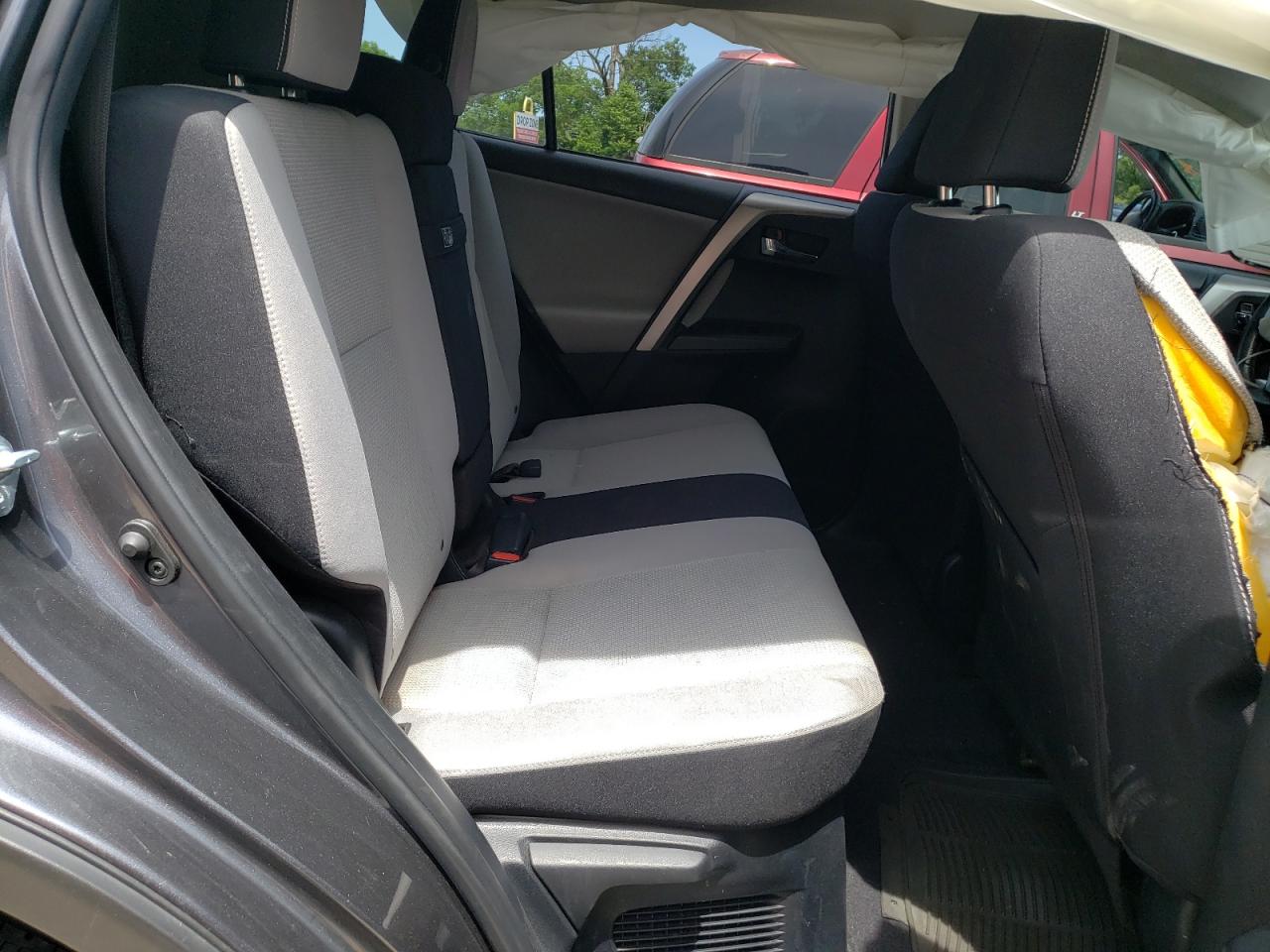 JTMRJREV1HD121864 2017 Toyota Rav4 Hv Le