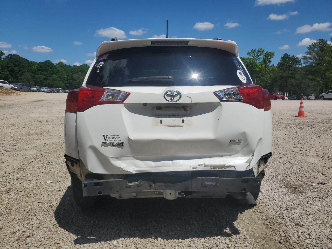 2T3WFREV3EW087798 2014 Toyota Rav4 Xle