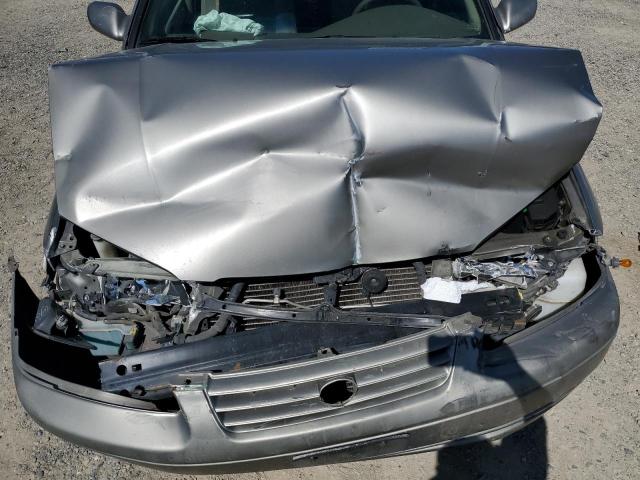 1999 Toyota Camry Le VIN: JT2BG22K8X0315405 Lot: 53628284