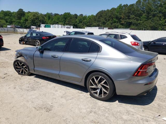 VIN 7JRA22TK5KG015693 2019 Volvo S60, T6 Momentum no.2