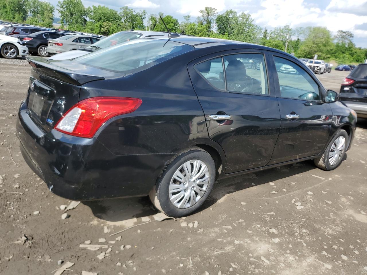 3N1CN7AP3FL893167 2015 Nissan Versa S