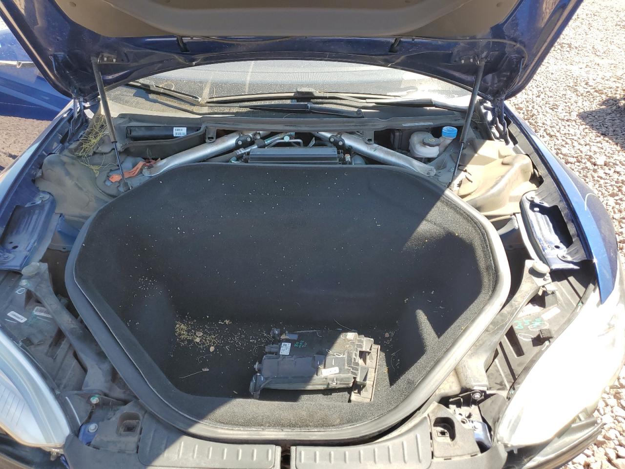 5YJSA1E21GF131536 2016 Tesla Model S