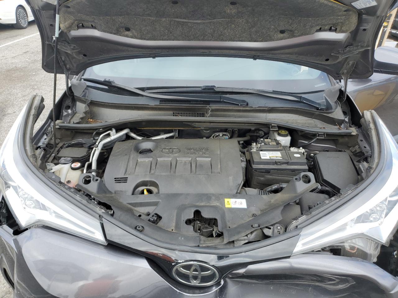 JTNKHMBX3K1037281 2019 Toyota C-Hr Xle