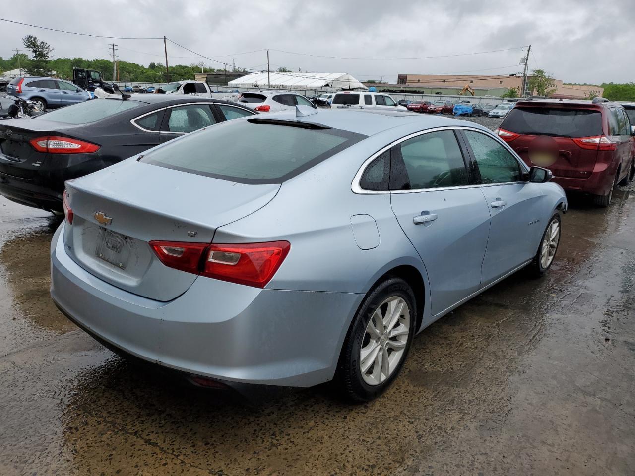 1G1ZD5ST2JF229626 2018 Chevrolet Malibu Lt