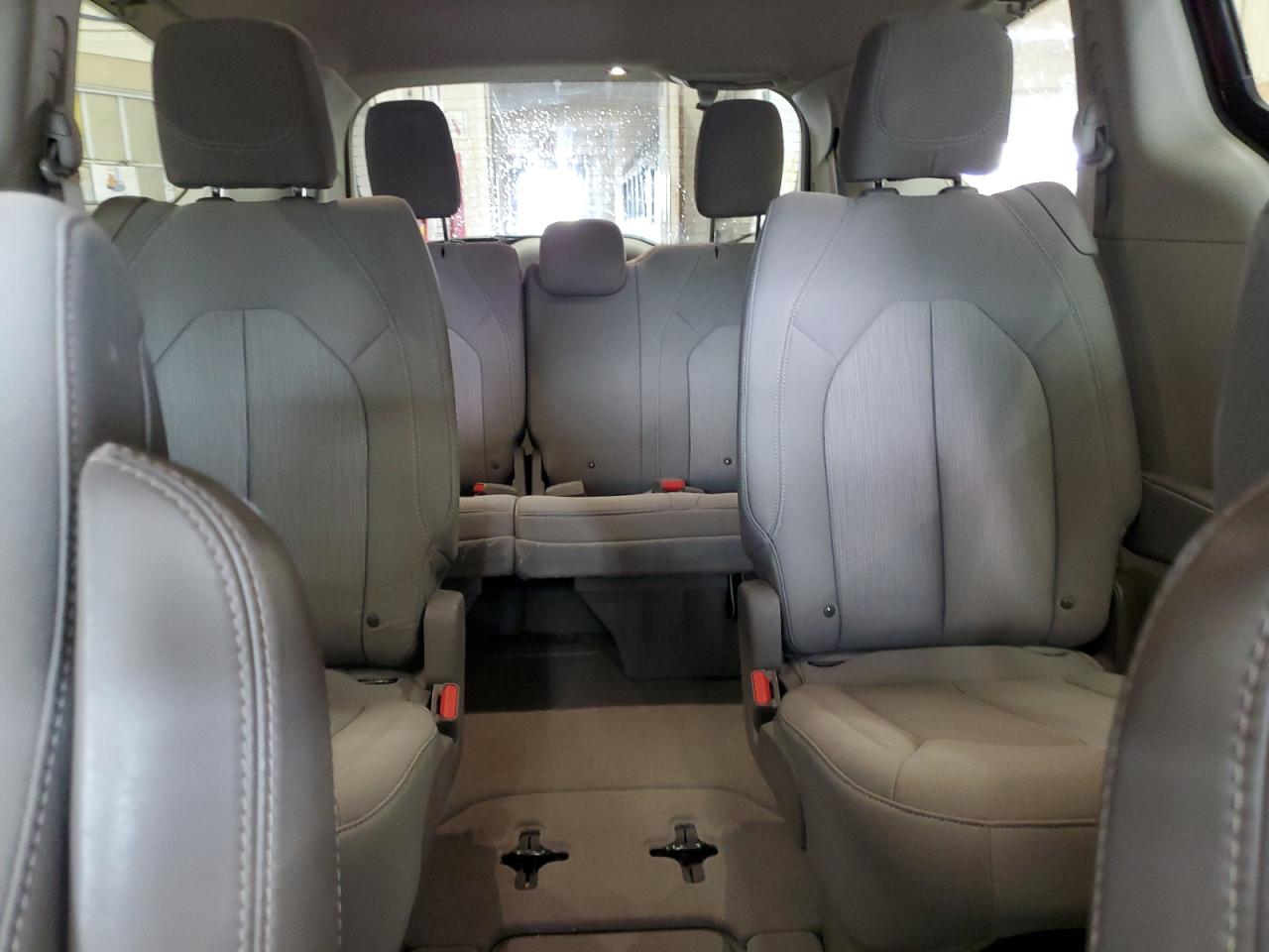 2C4RC1DG6HR810990 2017 Chrysler Pacifica Touring