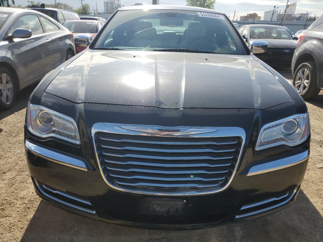 2013 Chrysler 300 vin: 2C3CCAAG3DH743117