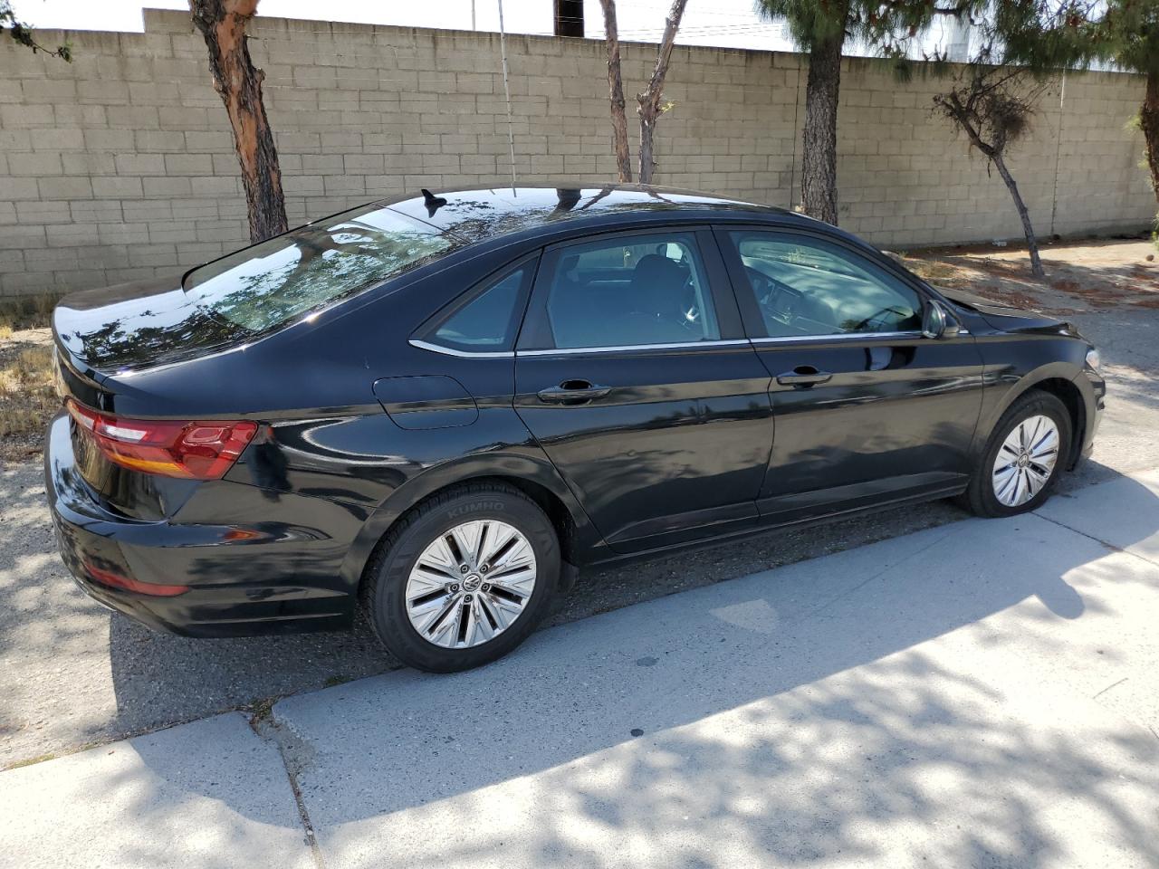 3VWC57BU0KM031785 2019 Volkswagen Jetta S