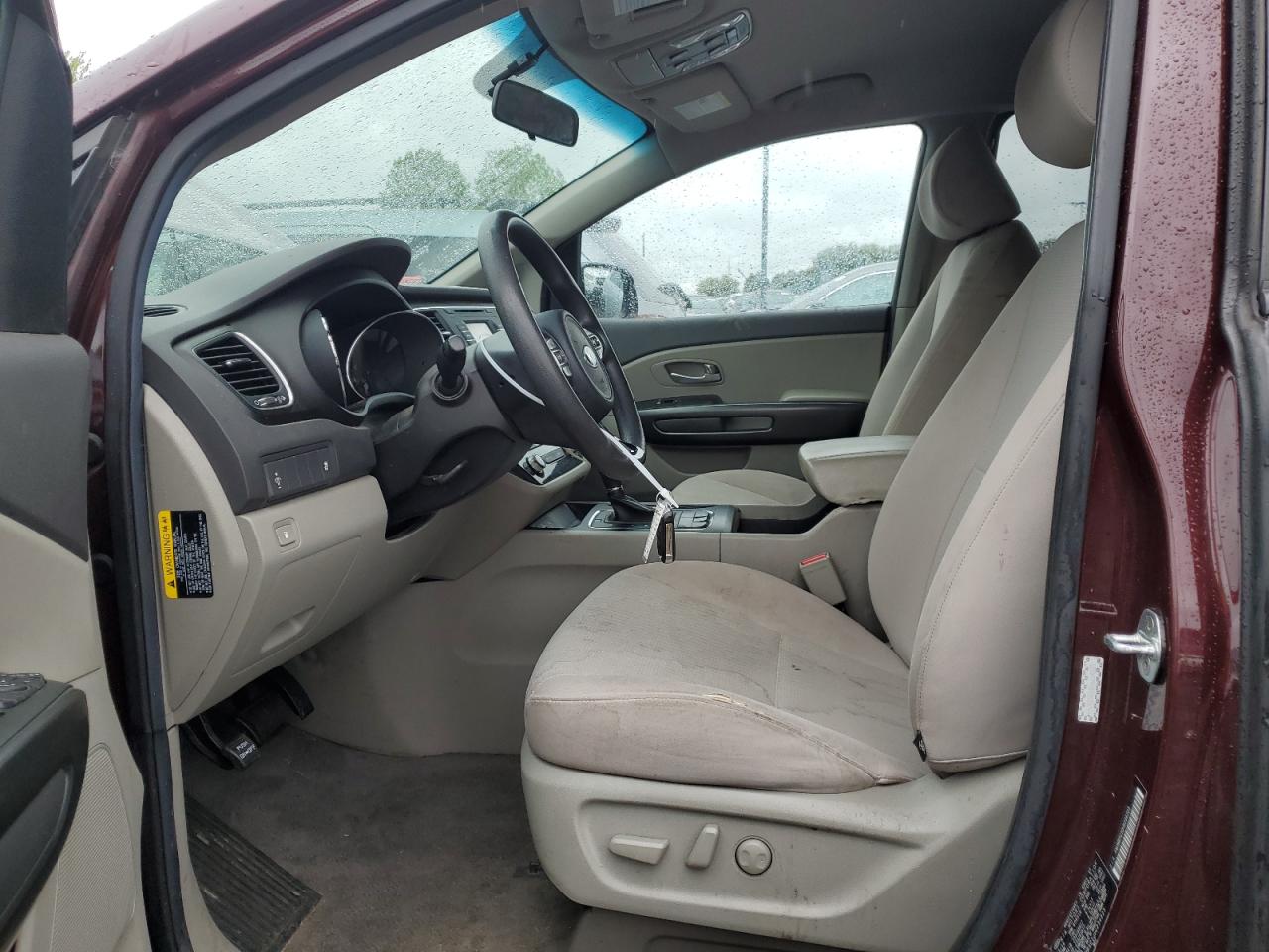 KNDMB5C10H6234225 2017 Kia Sedona Lx