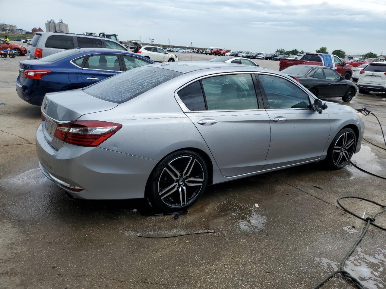 1HGCR3F84GA015334 2016 Honda Accord Exl