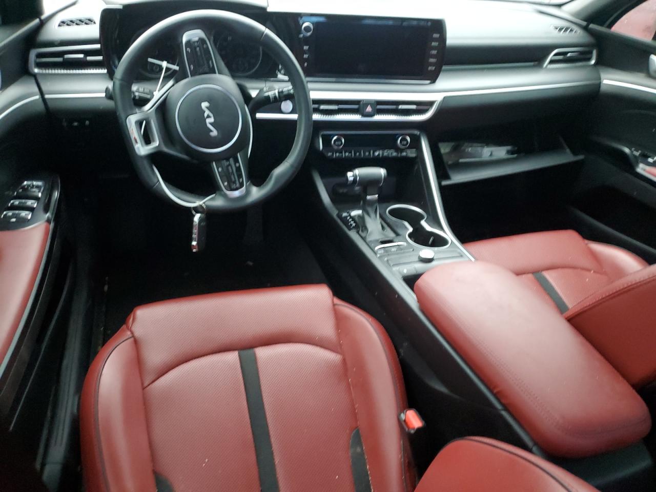 5XXG64J22NG137211 2022 Kia K5 Gt Line