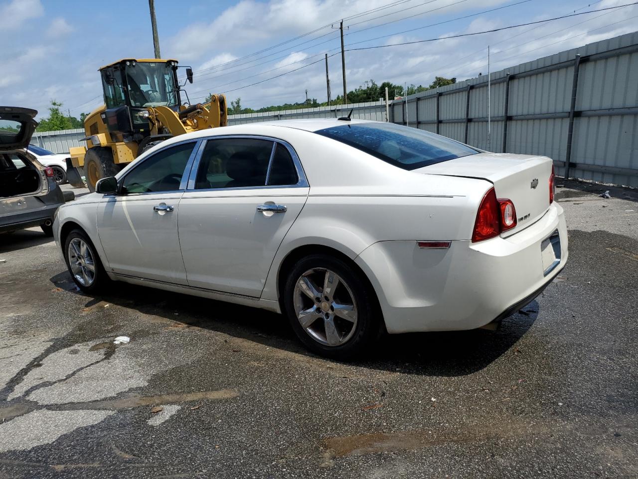 1G1ZD5EB9AF110216 2010 Chevrolet Malibu 2Lt