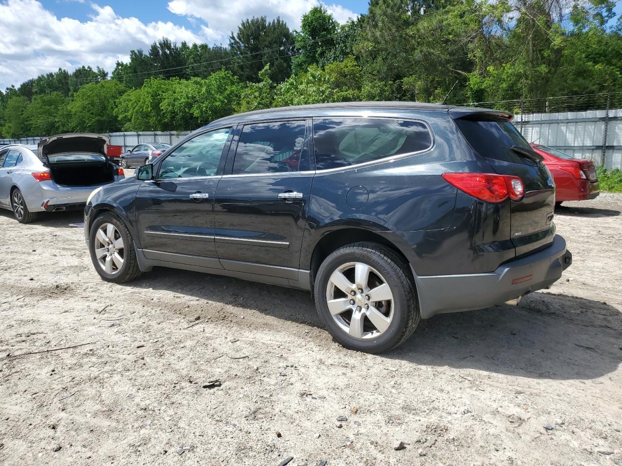 1GNKVLED6BJ380389 2011 Chevrolet Traverse Ltz