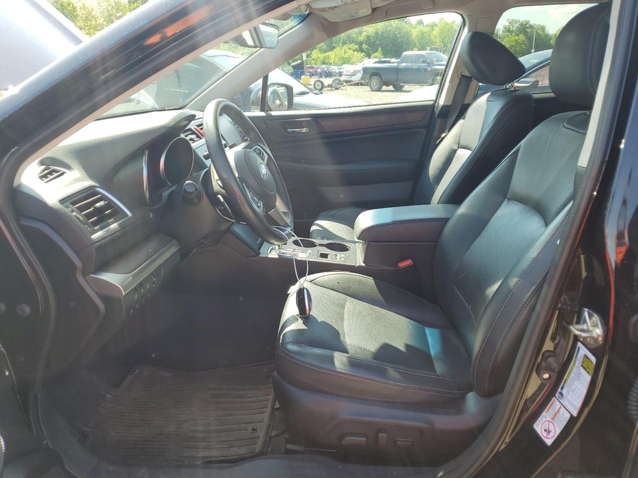 4S4BSANC8H3236879 2017 Subaru Outback 2.5I Limited