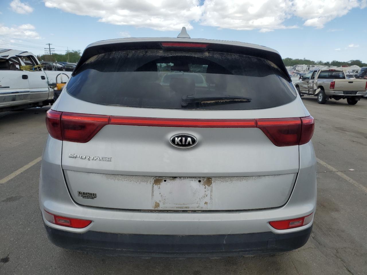 KNDPMCAC3H7139362 2017 Kia Sportage Lx