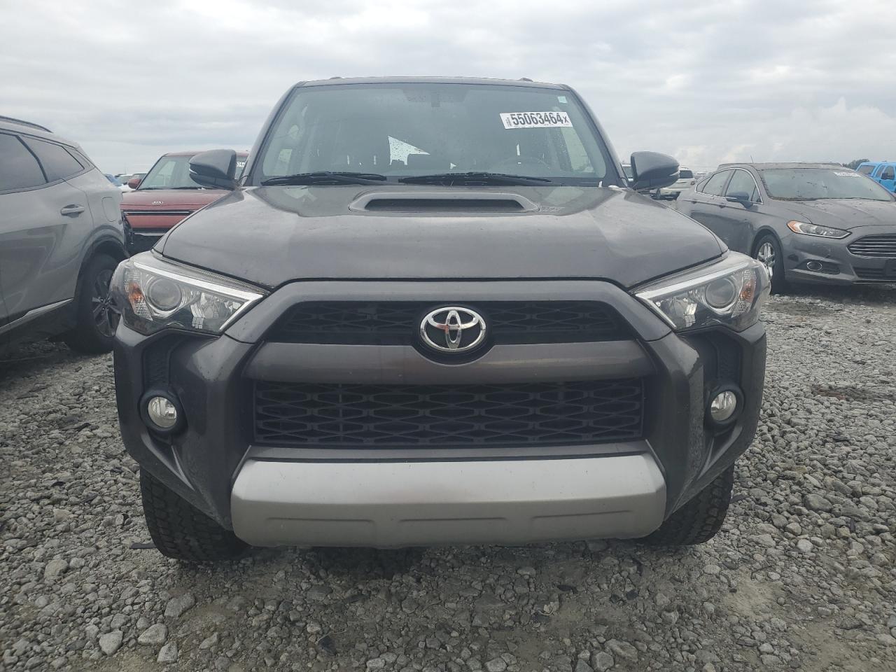 JTEBU5JRXK5637504 2019 Toyota 4Runner Sr5