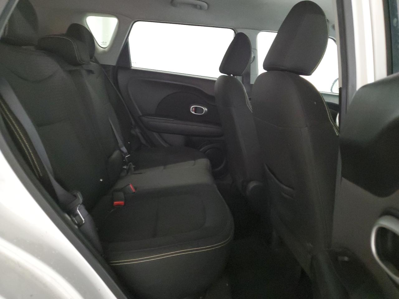 KNDJP3A50F7118948 2015 Kia Soul +