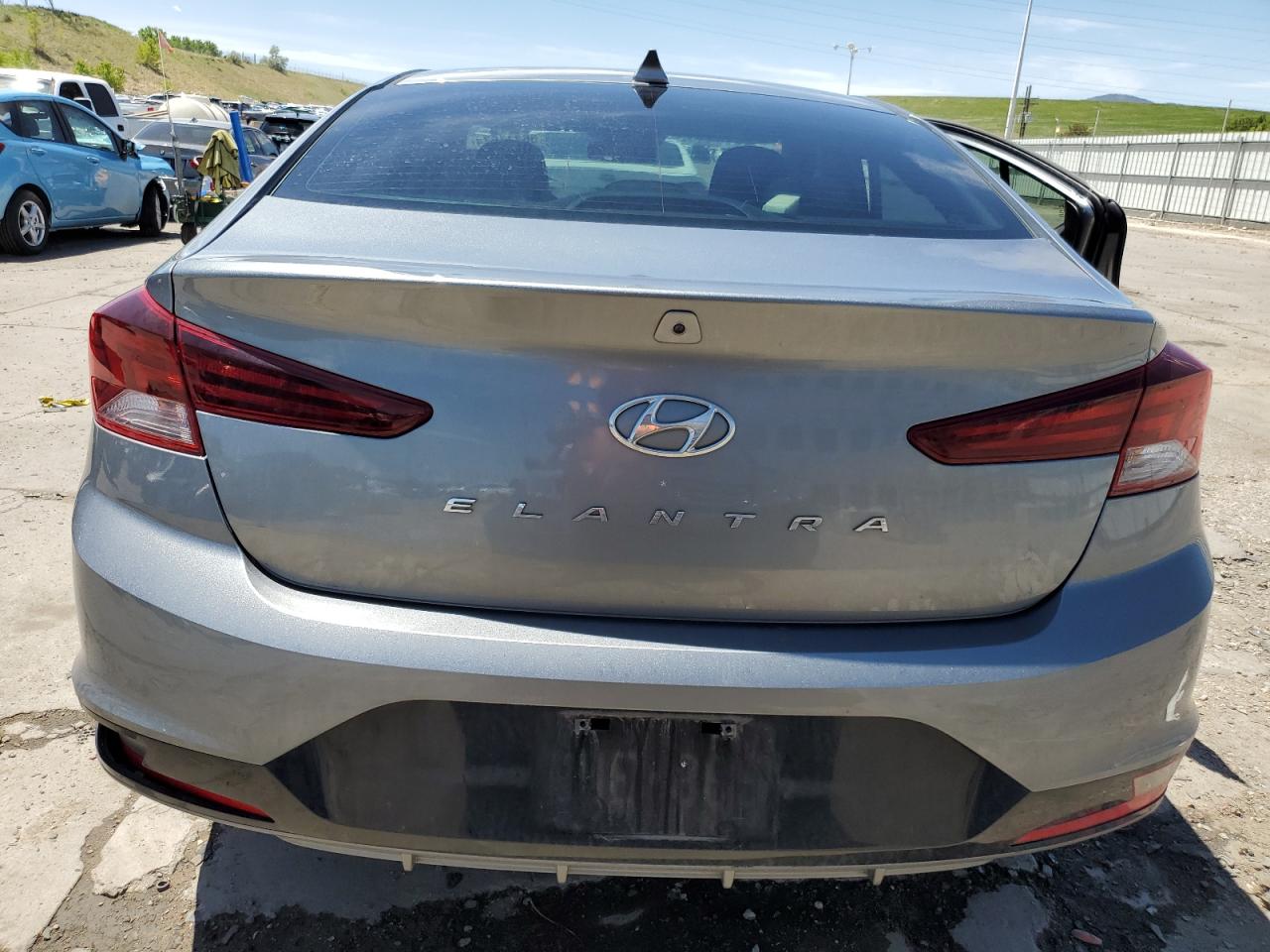 KMHD84LF4KU761199 2019 Hyundai Elantra Sel