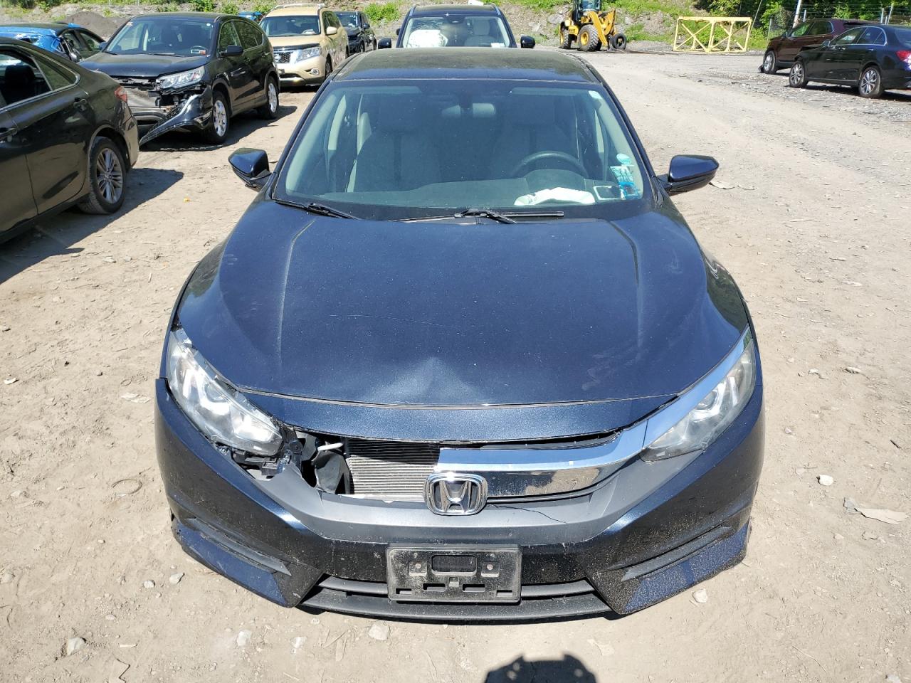 2HGFC2F51HH525447 2017 Honda Civic Lx