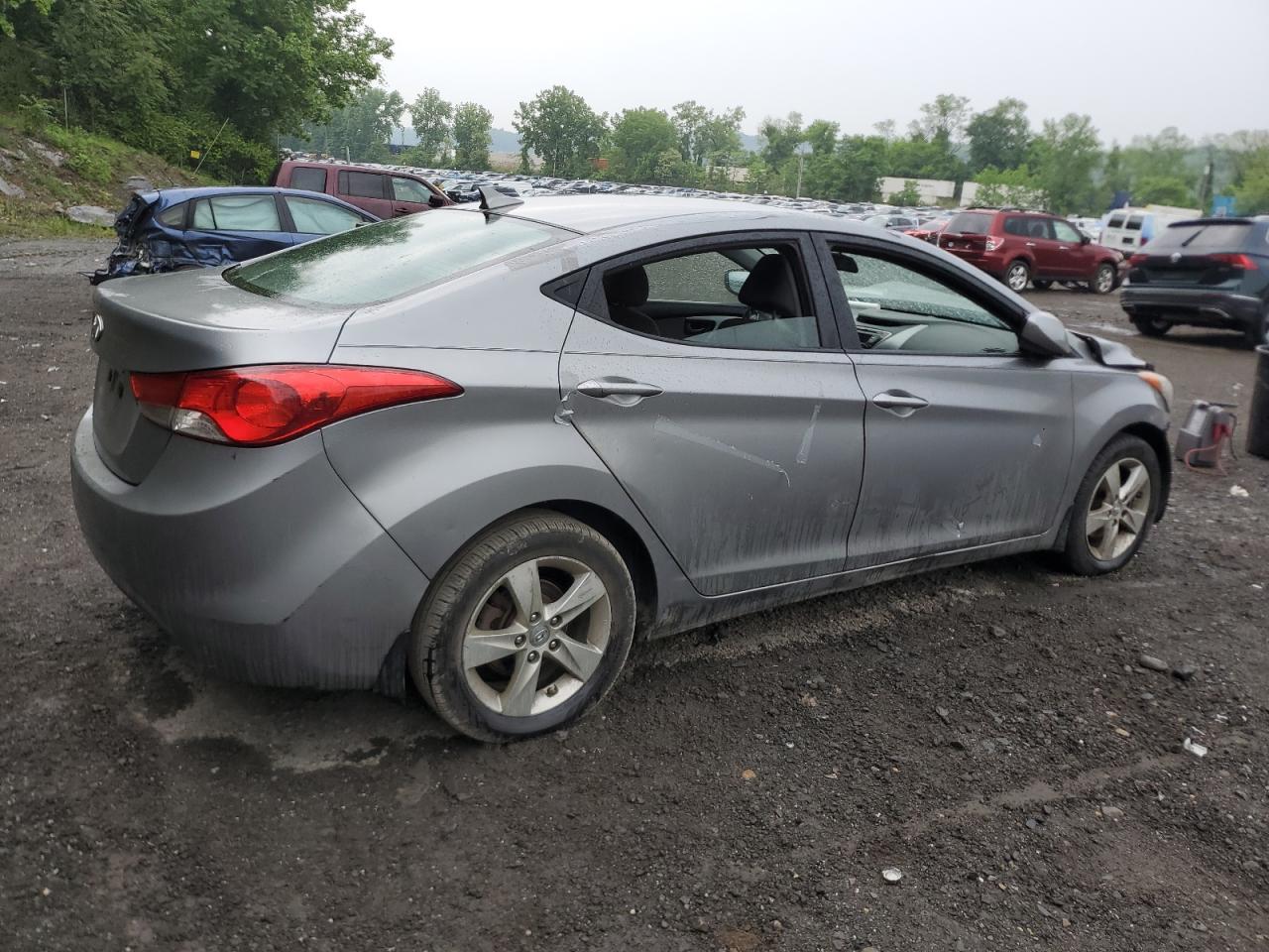 KMHDH4AE0DU940823 2013 Hyundai Elantra Gls