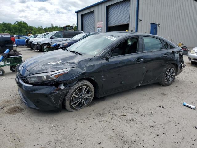 3KPF24AD7PE538273 Kia Forte LX