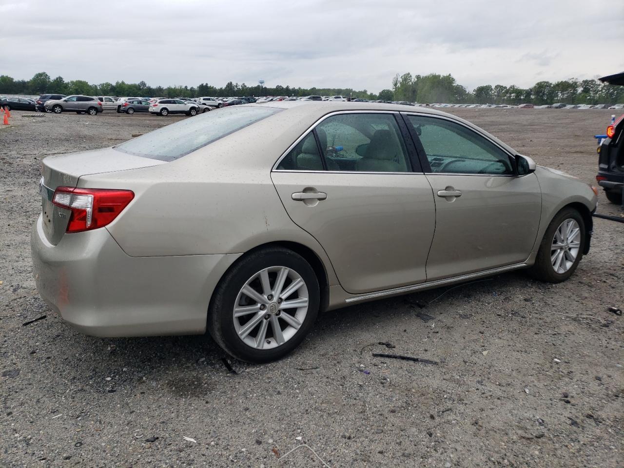 4T4BF1FK0ER382294 2014 Toyota Camry L