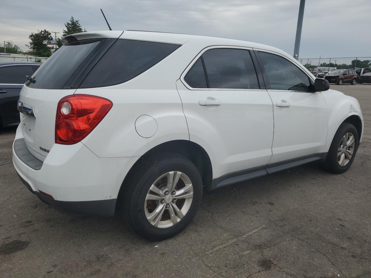 2013 Chevrolet Equinox Ls vin: 2GNALBEK8D6255761