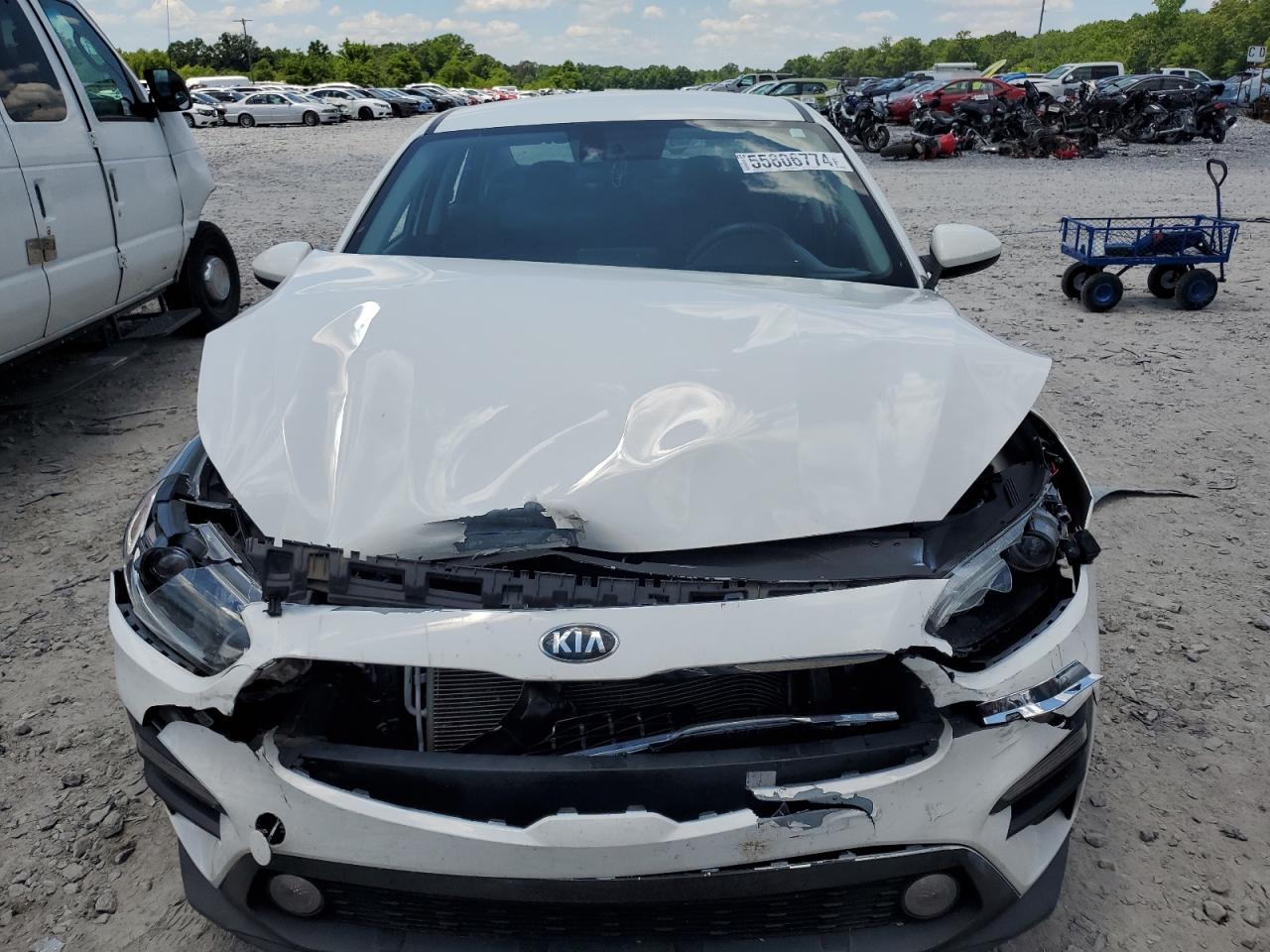 2021 Kia Forte Fe vin: 3KPF24AD6ME266830