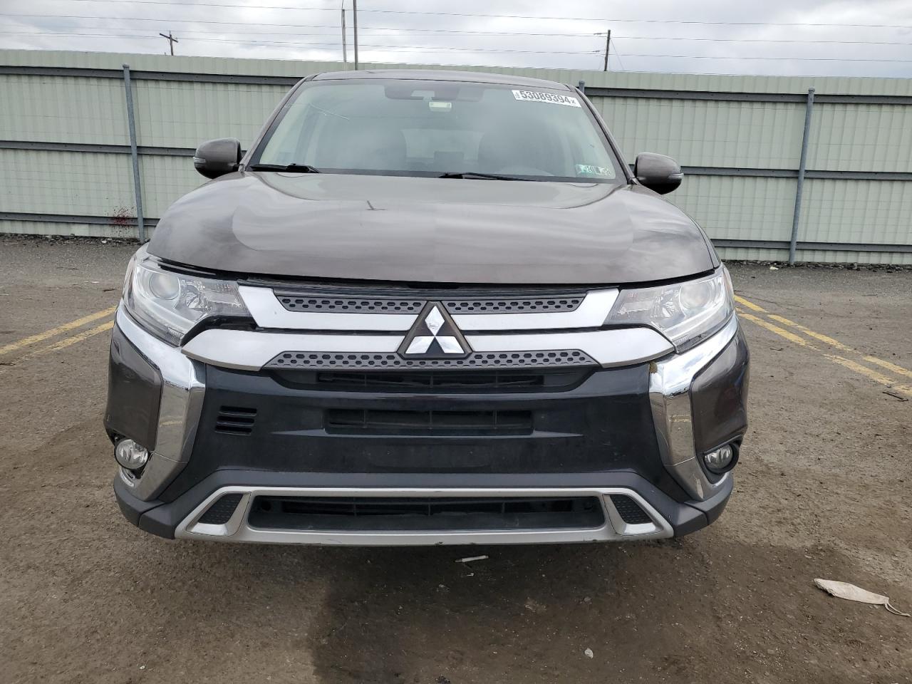 JA4AD3A32LZ003849 2020 Mitsubishi Outlander Se