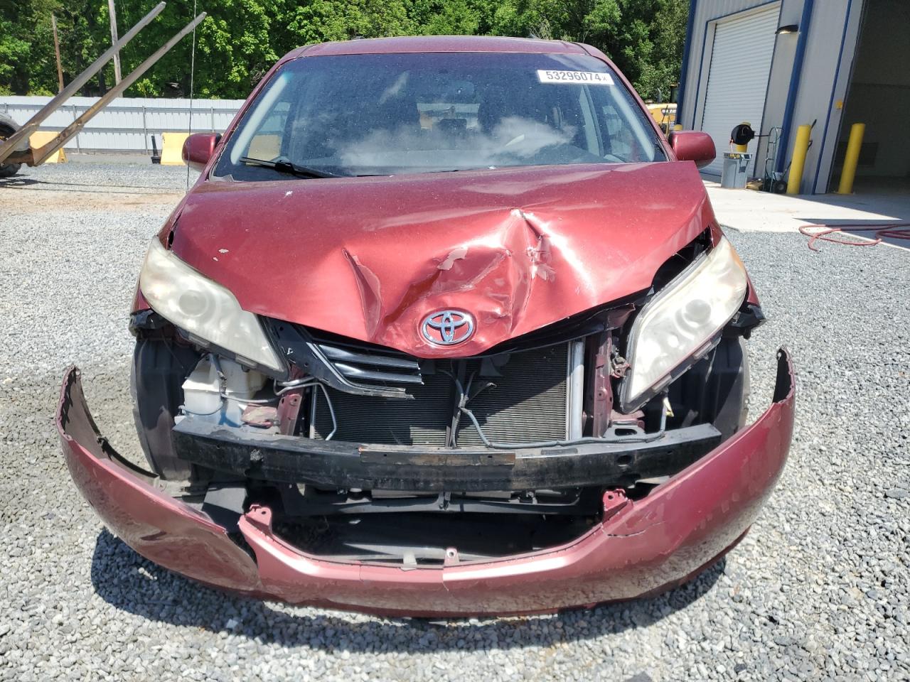 5TDKA3DC7BS007815 2011 Toyota Sienna Base