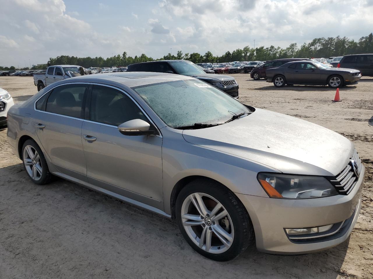 2012 Volkswagen Passat Se vin: 1VWBN7A36CC043981