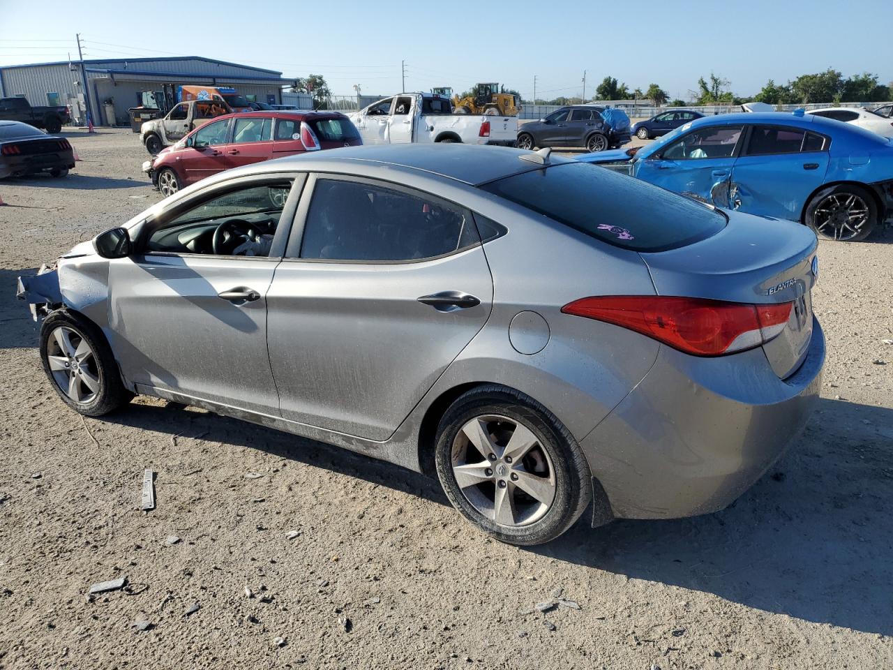 KMHDH4AE7DU517799 2013 Hyundai Elantra Gls