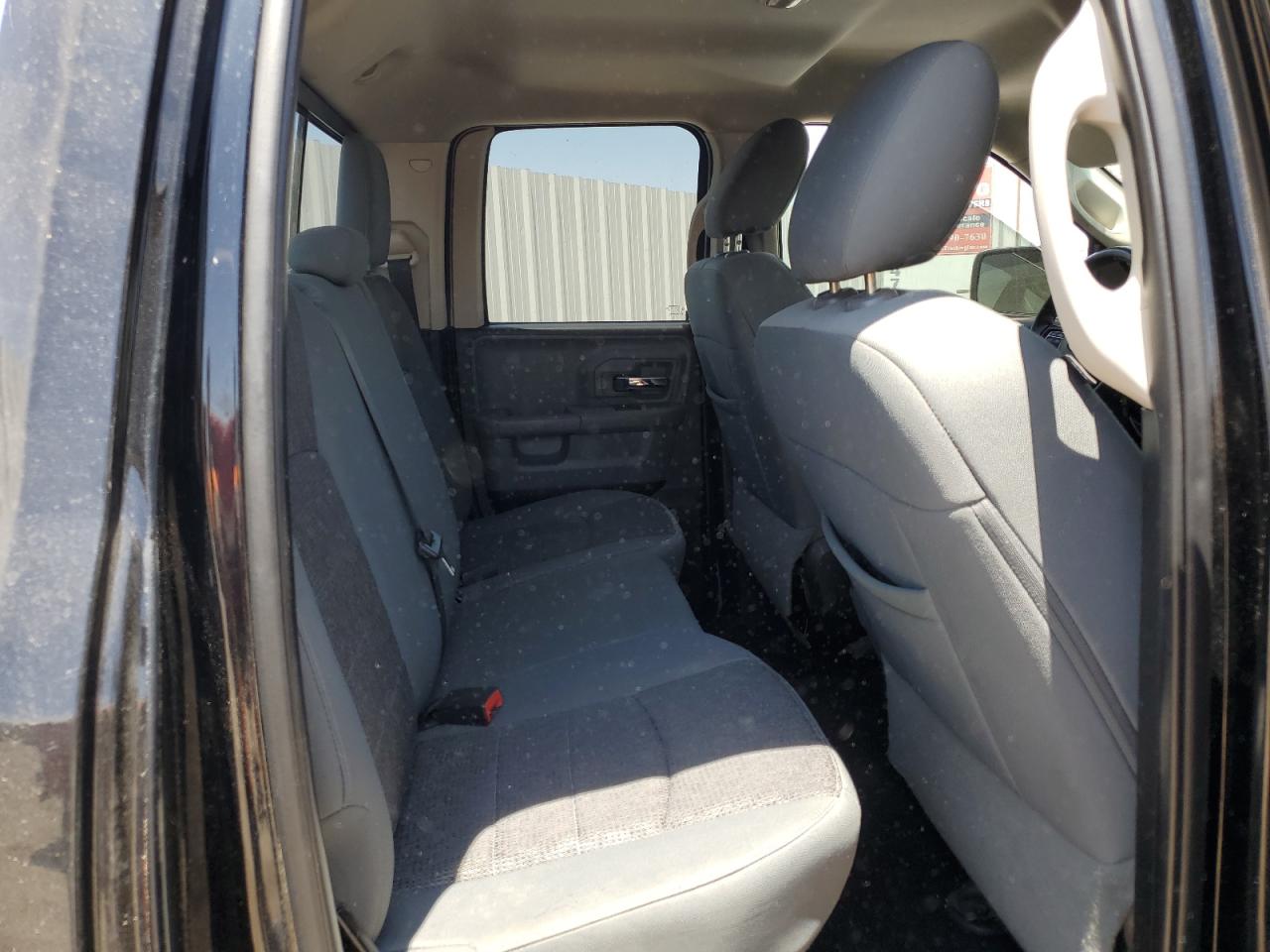 1C6RR7GT4FS531082 2015 Ram 1500 Slt