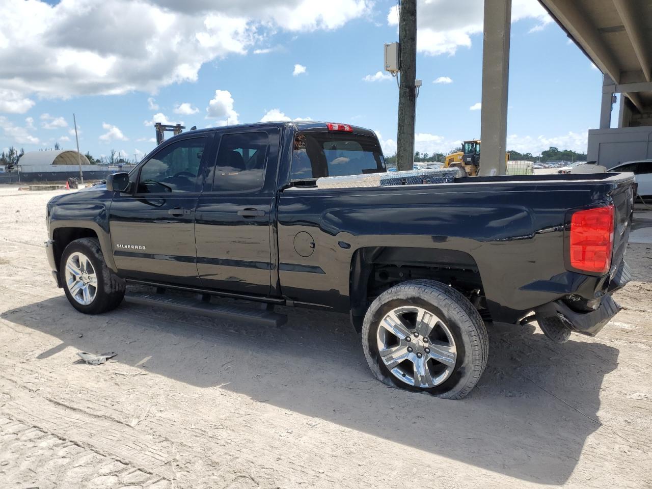 2GCRCMEC7K1161266 2019 Chevrolet Silverado Ld C1500 Custom