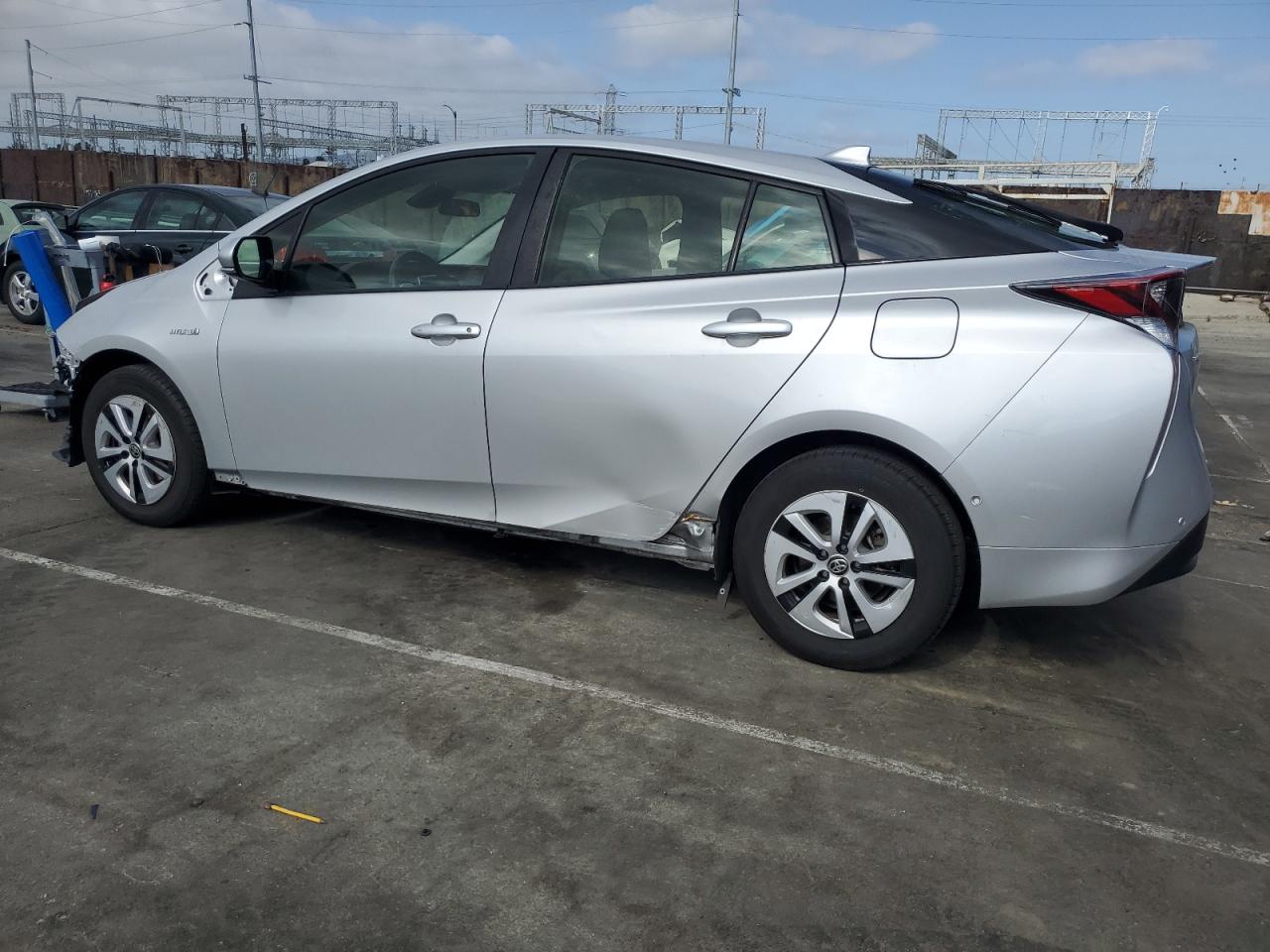 JTDKBRFU9J3582553 2018 Toyota Prius