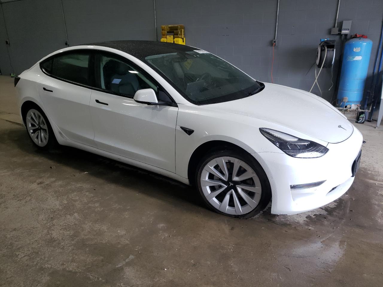 5YJ3E1EB6NF286721 2022 Tesla Model 3