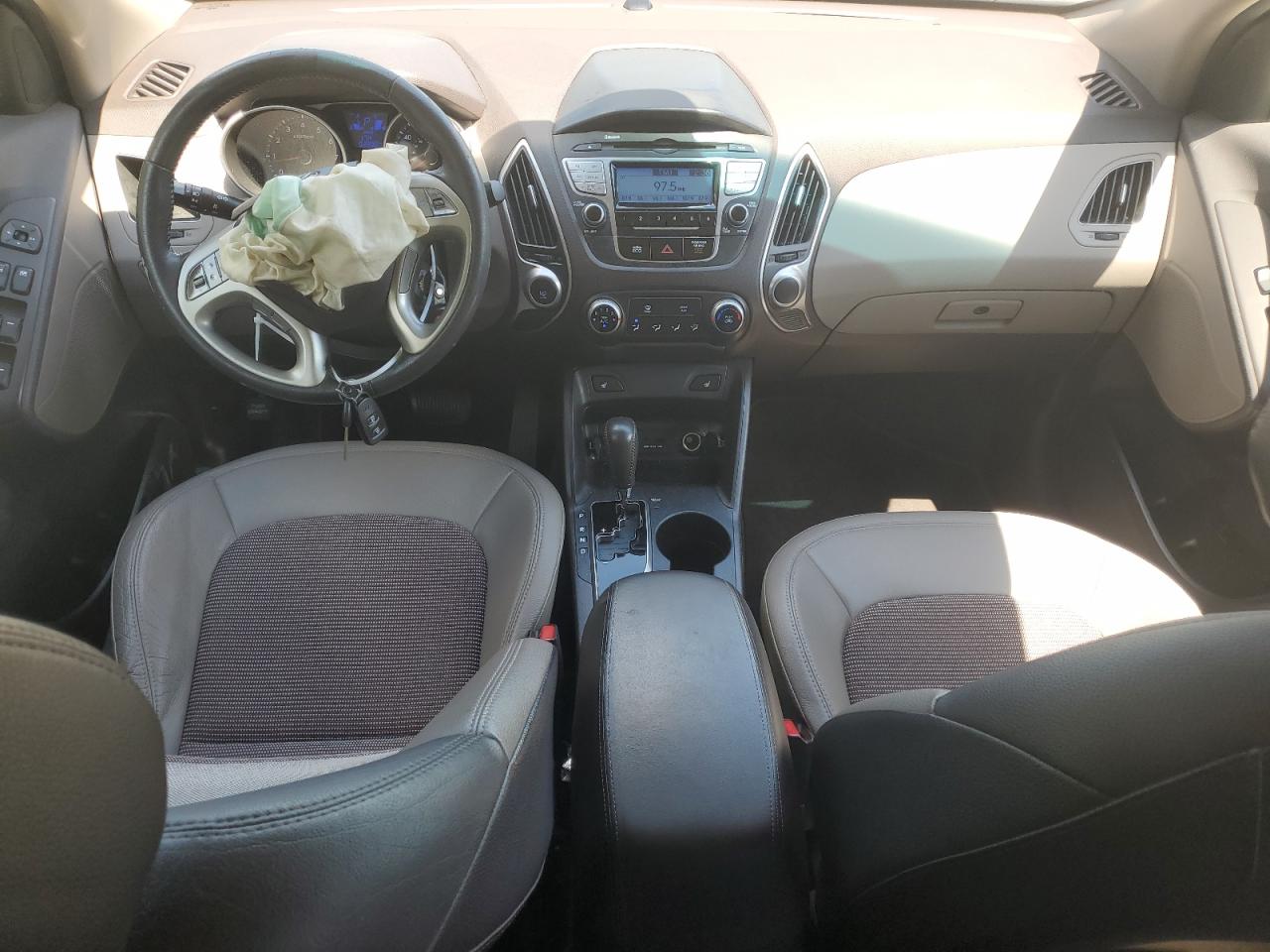 KM8JU3AC9DU706915 2013 Hyundai Tucson Gls